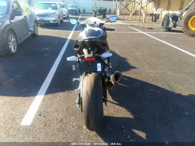2022 BMW S 1000 WB10E2306N6F63471 Photo 5
