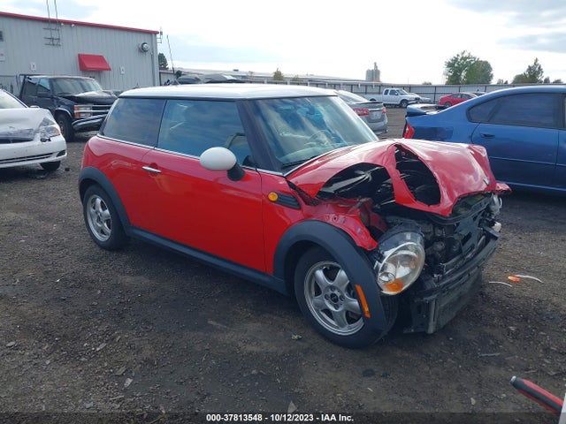 2010 MINI COOPER WMWMF3C53ATU77348 Photo 0