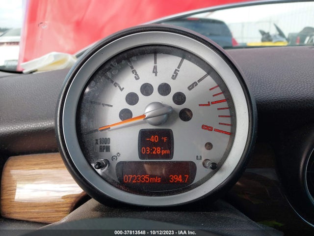 2010 MINI COOPER WMWMF3C53ATU77348 Photo 6