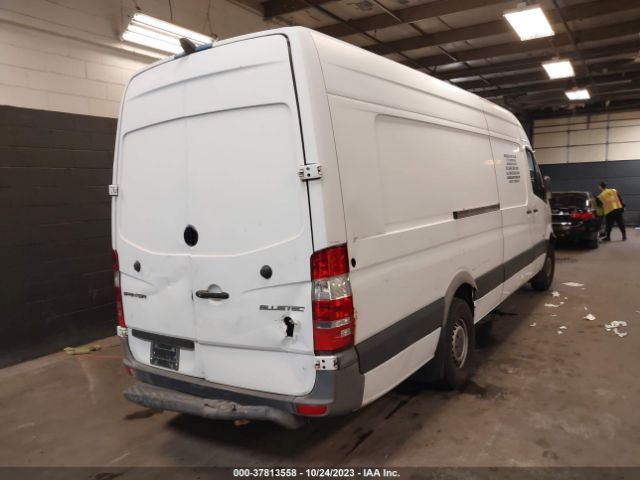WD3PE8DC7FP112470 Mercedes-Benz SPRINTER CARGO VANS