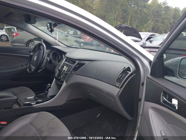 2013 HYUNDAI SONATA SE VIN: 5NPEC4AC7DH795277