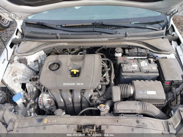 Hyundai ELANTRA SE 2017 5NPD84LF4HH211489 Image 10