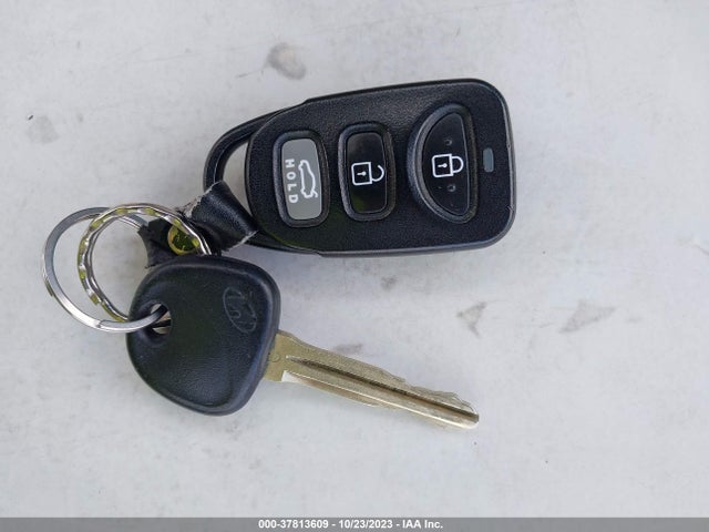 Hyundai ELANTRA SE 2017 5NPD84LF4HH211489 Image 11
