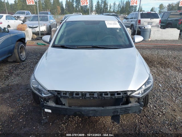 Hyundai ELANTRA SE 2017 5NPD84LF4HH211489 Image 12