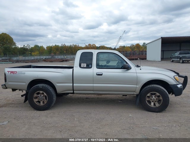2000 TOYOTA TACOMA VIN: 4TAWM72N4YZ677412