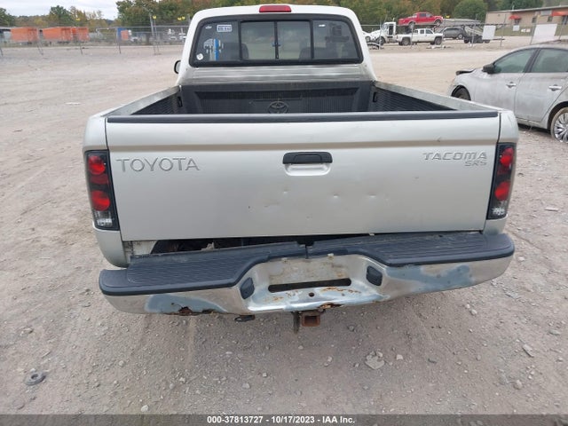 2000 TOYOTA TACOMA VIN: 4TAWM72N4YZ677412