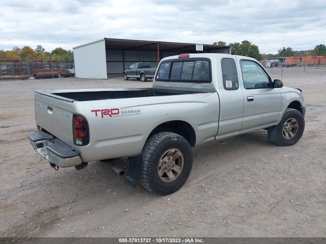2000 TOYOTA TACOMA VIN: 4TAWM72N4YZ677412