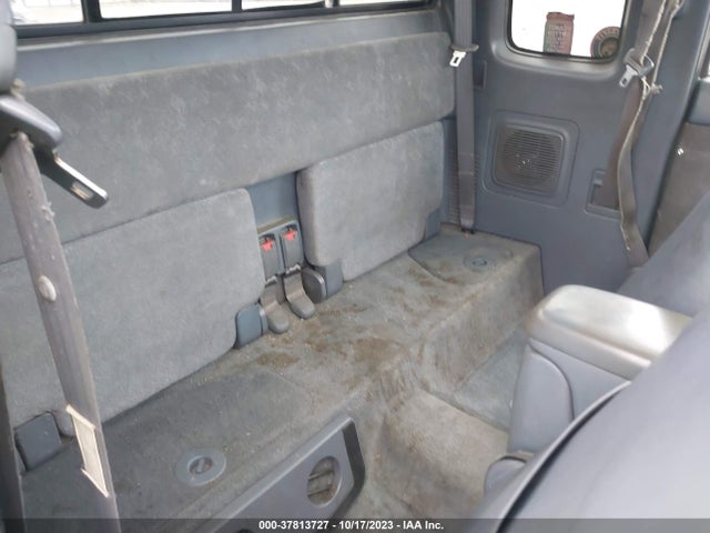 2000 TOYOTA TACOMA VIN: 4TAWM72N4YZ677412