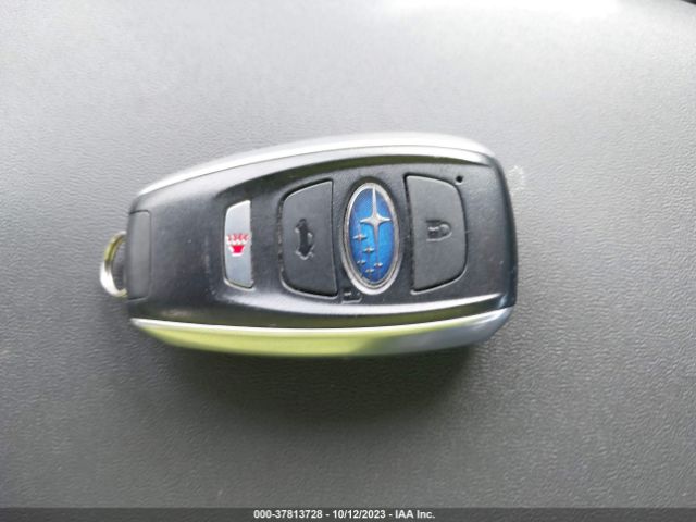 4S3BWAN69N3008677 Subaru Legacy Limited