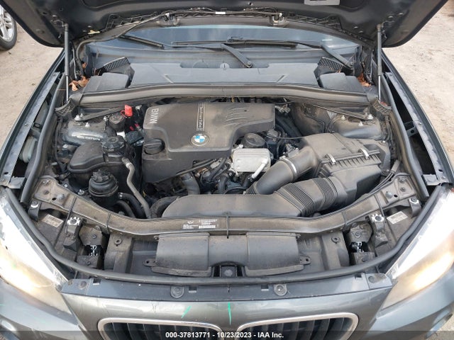 BMW X1 Xdrive28i 2014 WBAVL1C50EVY16207 Image 10
