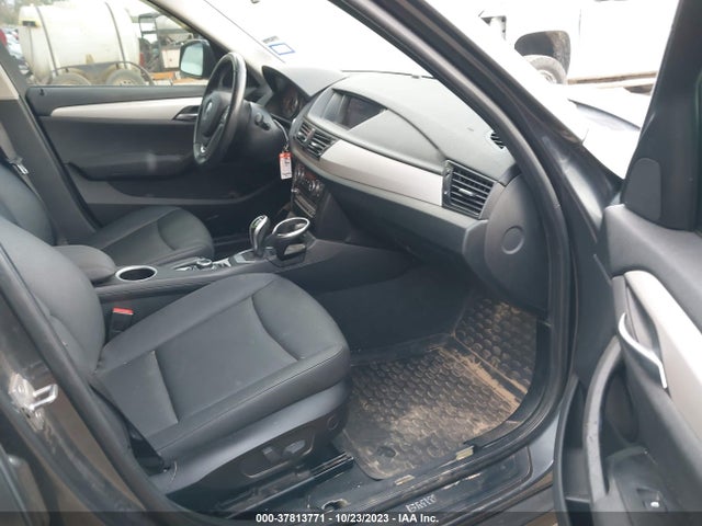 BMW X1 Xdrive28i 2014 WBAVL1C50EVY16207 Image 5
