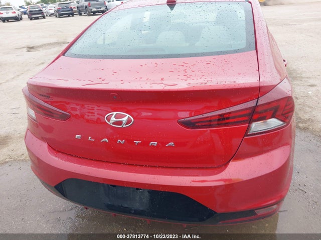 2019 HYUNDAI ELANTRA SEL VIN: KMHD84LF0KU768098