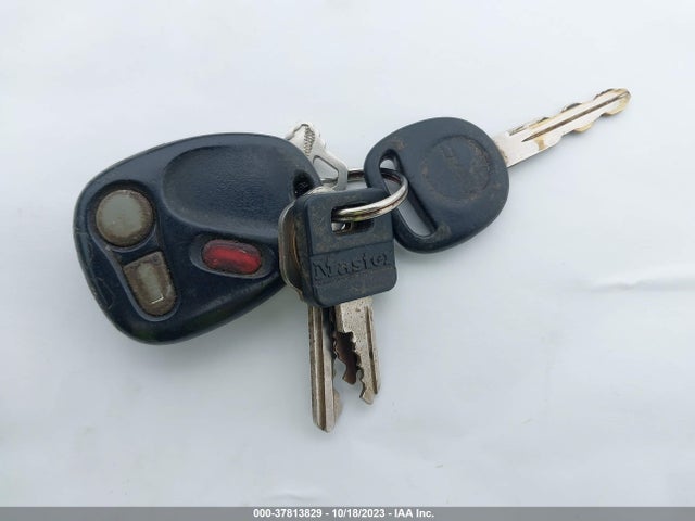 Продаж на аукціоні авто 2000 Gmc New Sierra 2500 Sle, vin: 1GTGK29U3YE177876, номер лоту: 37813829