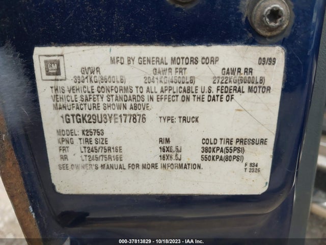 Продаж на аукціоні авто 2000 Gmc New Sierra 2500 Sle, vin: 1GTGK29U3YE177876, номер лоту: 37813829