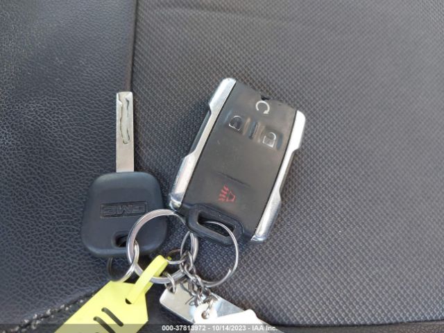 1GTG5CE38G1107001 GMC CANYON SLE