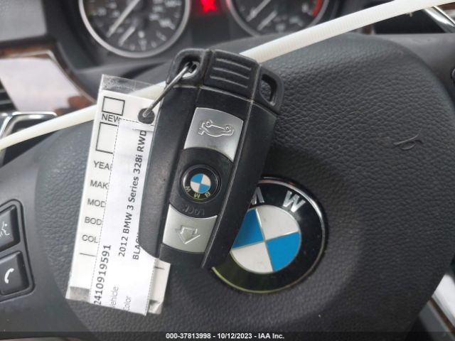 2012 BMW 3 SERIES WBAKE3C53CE770636 Photo 10