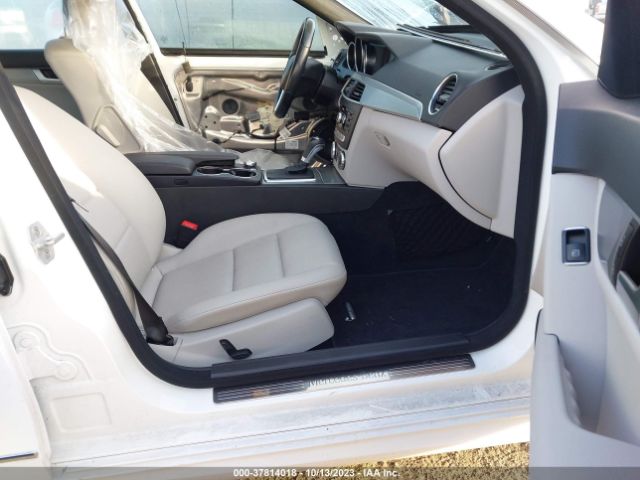 WDDGF4HB7EA962586 Mercedes-Benz C-class C250