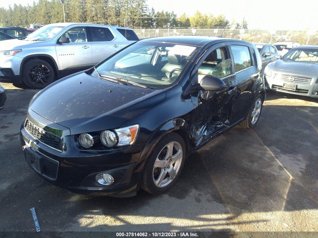 Chevrolet SONIC LTZ 2015 1G1JE6SB3F4188823 Image 2