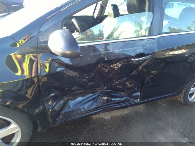 Chevrolet SONIC LTZ 2015 1G1JE6SB3F4188823 Image 6