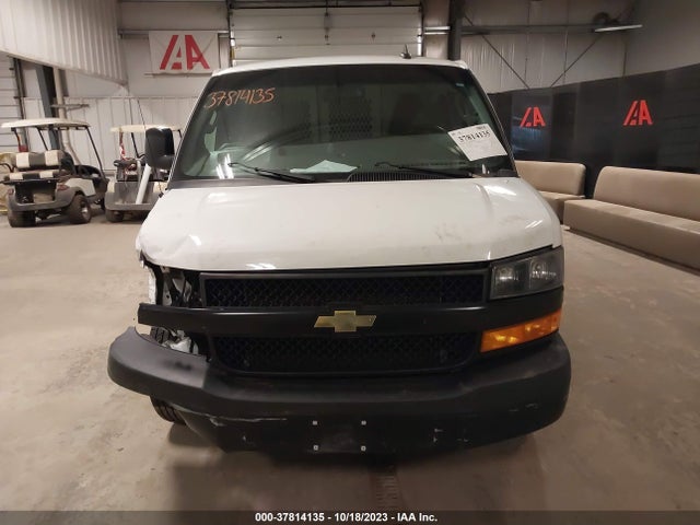 Chevrolet EXPRESS CARGO VAN 2018 1GCWGAFP2J1343971 Image 12