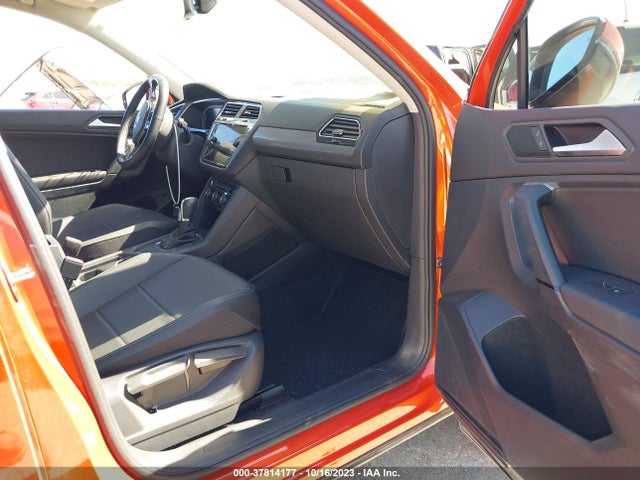 3VV3B7AX0KM117641 Volkswagen Tiguan Se/sel/sel R-line