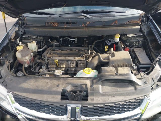 3C4PDCABXJT183321 Dodge JOURNEY SE
