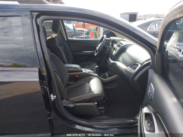 3C4PDCABXJT183321 Dodge JOURNEY SE