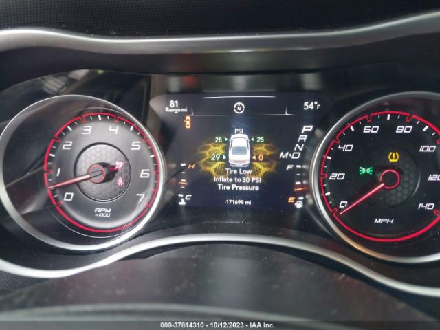 2C3CDXJG6GH305969 Dodge Charger Sxt