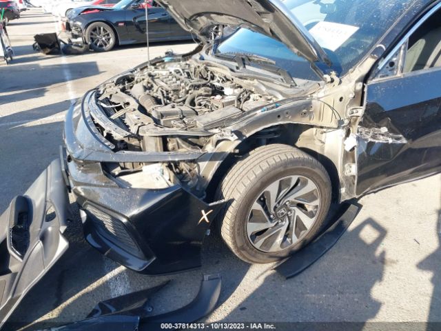 SHHFK7H23JU411641 Honda Civic Hatchback Lx