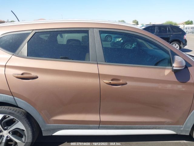 KM8J33A28HU495898 Hyundai Tucson Sport