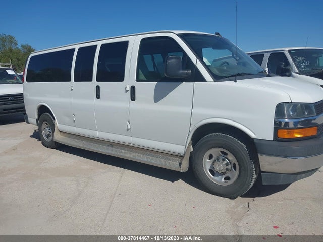 Chevrolet Express Passenger Lt 2020 1GAZGPFG7L1119901 Image 13