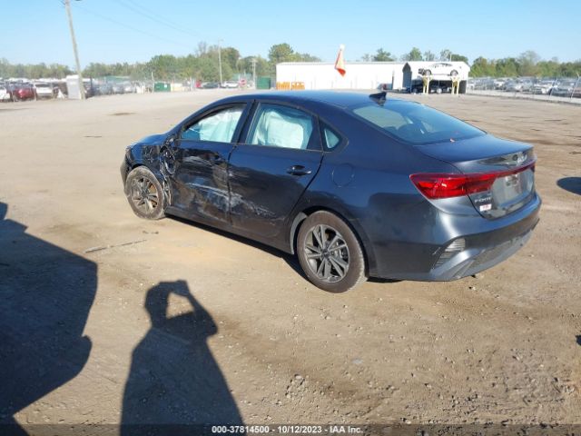 3KPF24AD6PE555646 KIA Forte Lxs