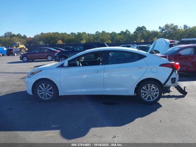 2016 HYUNDAI ELANTRA SE VIN: 5NPDH4AE2GH661098