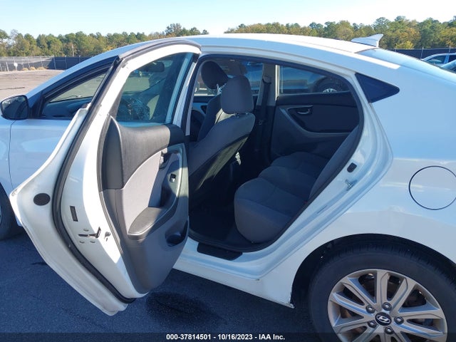 2016 HYUNDAI ELANTRA SE VIN: 5NPDH4AE2GH661098