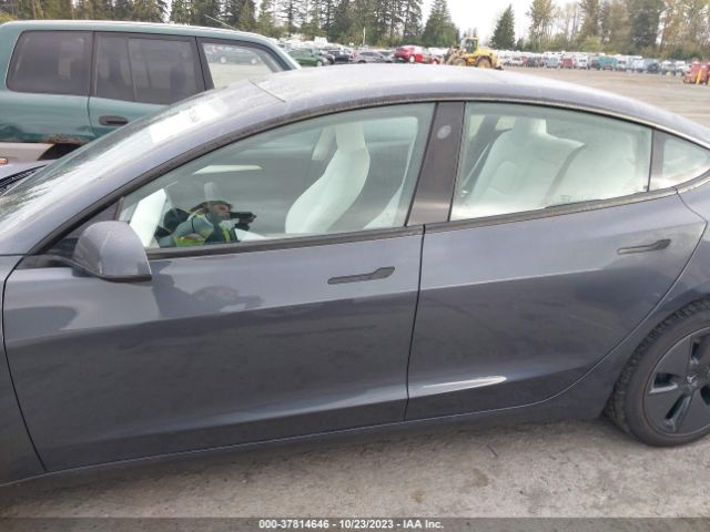 5YJ3E1EA7PF600371 Tesla MODEL 3