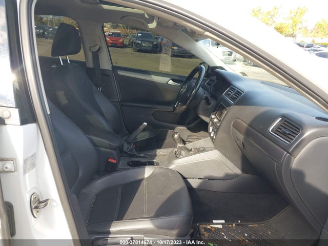 3VW3L7AJ9EM304904 Volkswagen Jetta Sedan Tdi W/premium/nav