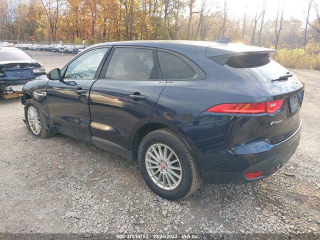 2017 JAGUAR F-PACE SADCS2BV6HA898254 Photo 2