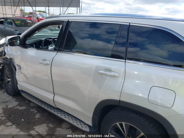 Toyota Highlander Xle 2016 5TDKKRFHXGS145851 Image 14