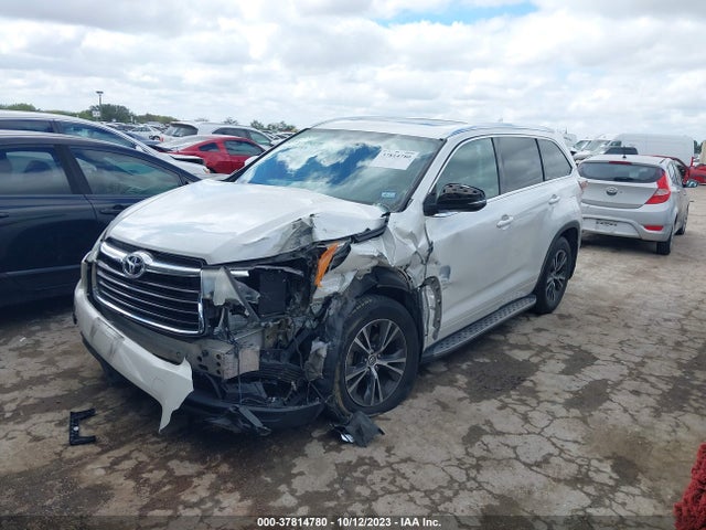 Toyota Highlander Xle 2016 5TDKKRFHXGS145851 Image 2