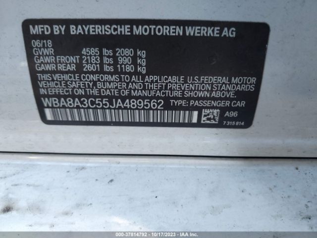 WBA8A3C55JA489562 BMW 3 Series 320i Xdrive
