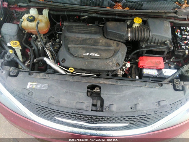 Chrysler Pacifica Touring 2017 2C4RC1DG7HR723017 Image 10