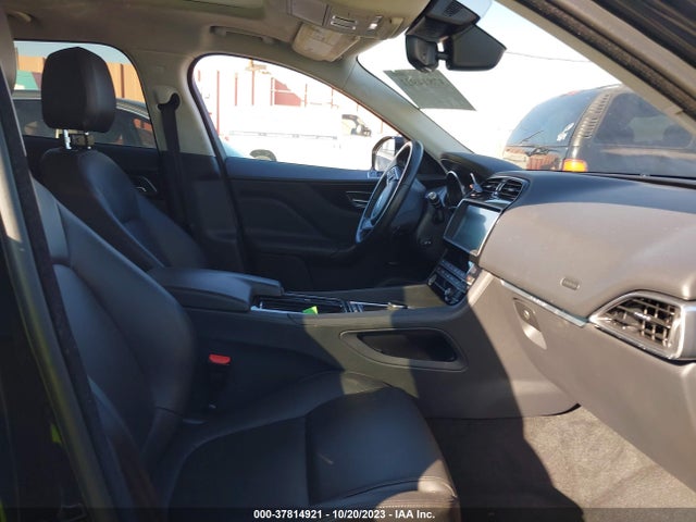 2020 JAGUAR F-PACE SADCJ2FX9LA629835 Photo 4