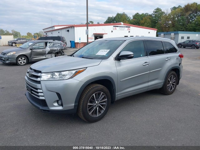 Toyota Highlander Xle/se 2017 5TDJZRFH1HS421794 Image 2