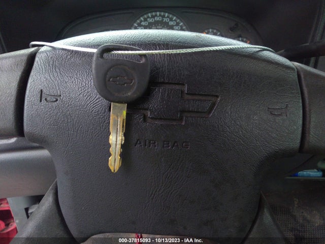 2005 CHEVROLET SILVERADO 2500HD WORK TRUCK VIN: 1GCHK24205E299486