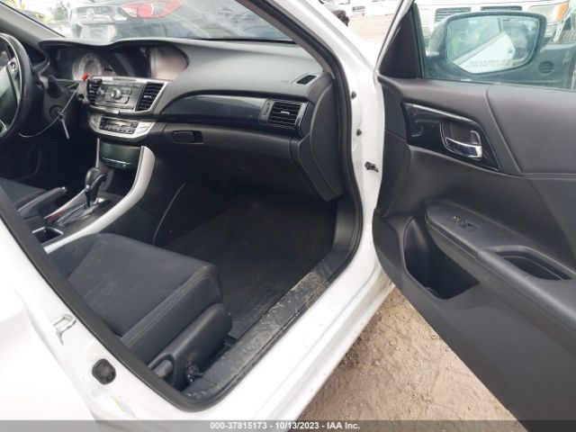 1HGCR2F56FA022851 Honda Accord Sedan Sport