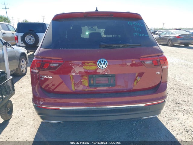 3VV3B7AX3JM081801 Volkswagen Tiguan Sel