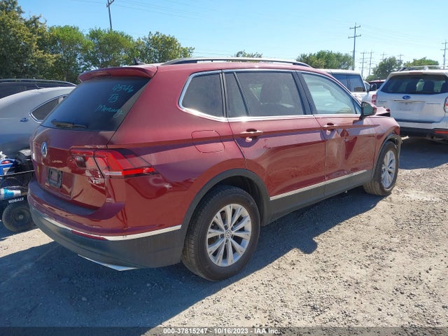 3VV3B7AX3JM081801 Volkswagen Tiguan Sel