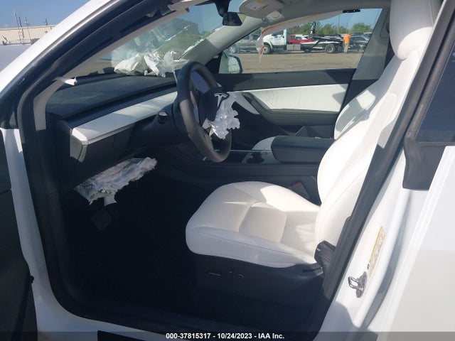 Tesla Model Y Long Range 2022 7SAYGAEEXNF427898 Image 5
