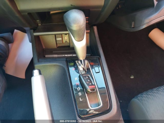 2HGFB2F70FH549031 Honda Civic Sedan Se