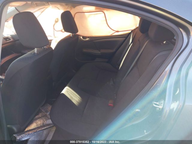 2HGFB2F70FH549031 Honda Civic Sedan Se